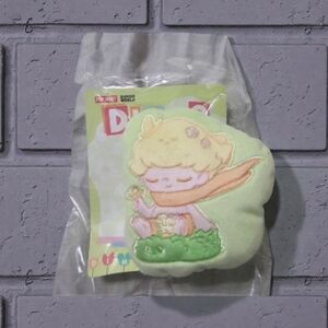 DIMOO WORLD Magnet Popmart RARE